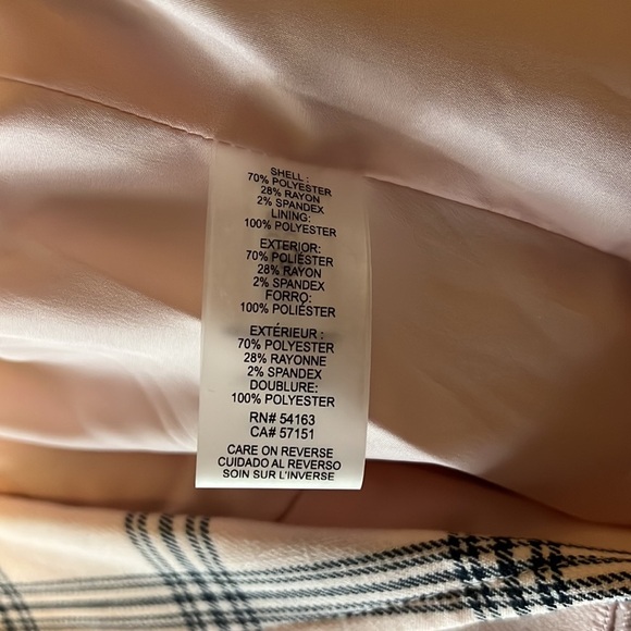 Tommy Hilfiger button from Plaid Jacket with elbow patch size 6 - Picture 9 of 10